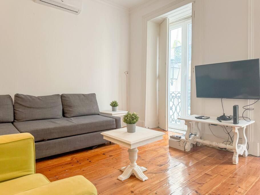 Home Mais Mouros Lisboa Eksteriør billede